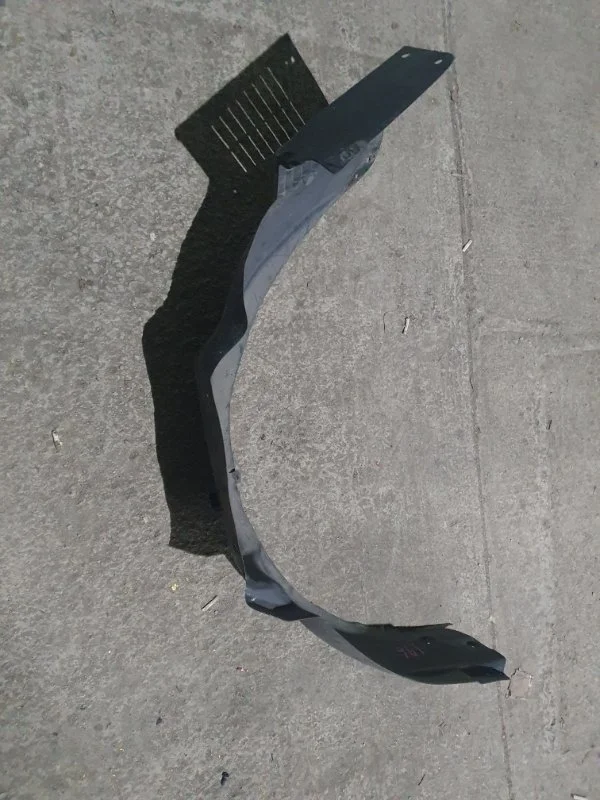 Подкрылок Audi TT 2003-2006