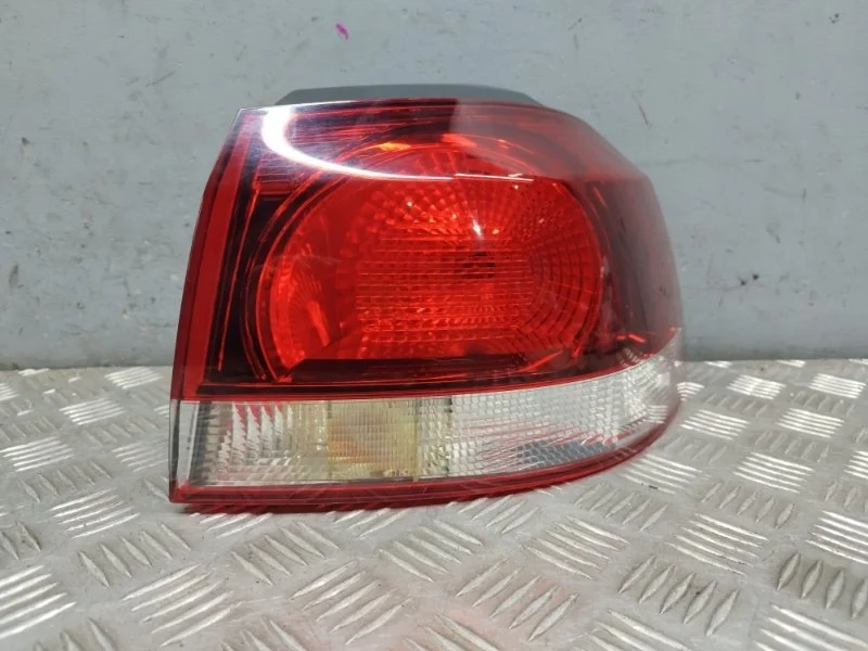Фонарь Volkswagen Golf 6