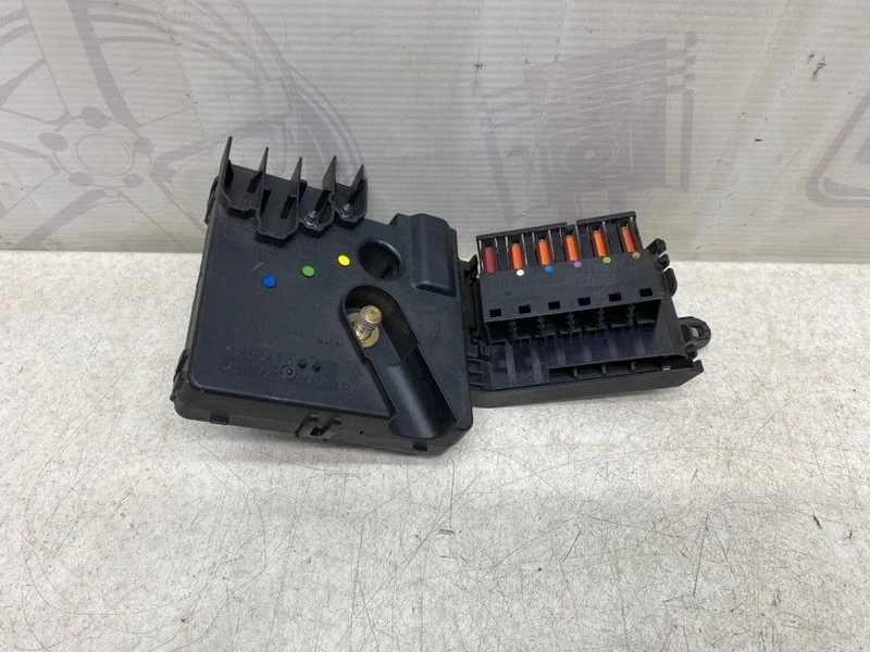 Блок силовых предохранителей Mercedes-benz 2007 W211