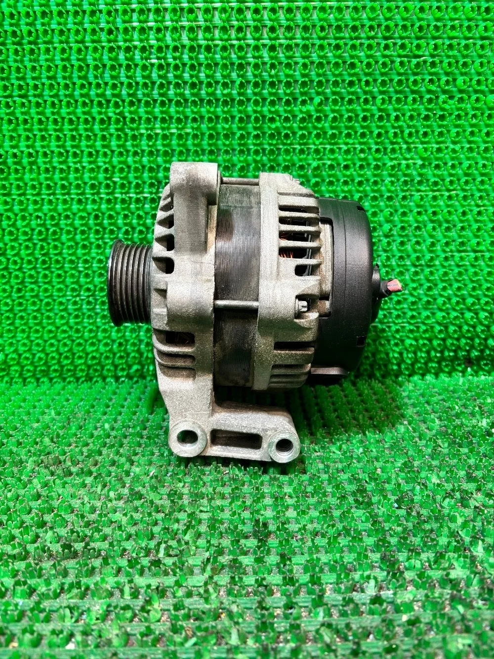 Генератор Chevrolet Captiva 10HM 3.2 Captiva I (2006—2011) В наличии