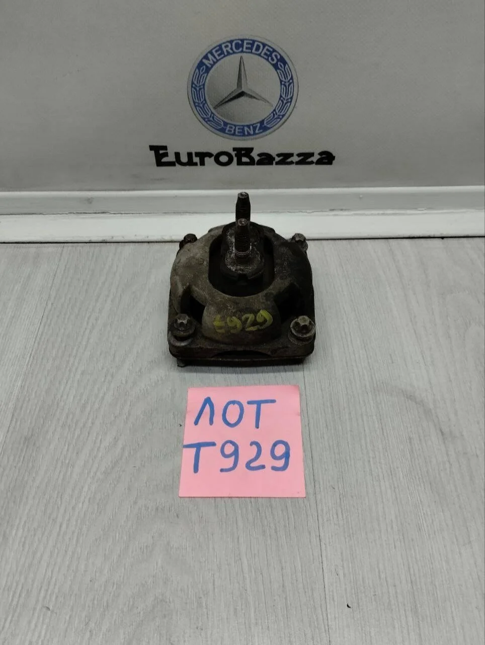 Опора АКПП Mercedes W251