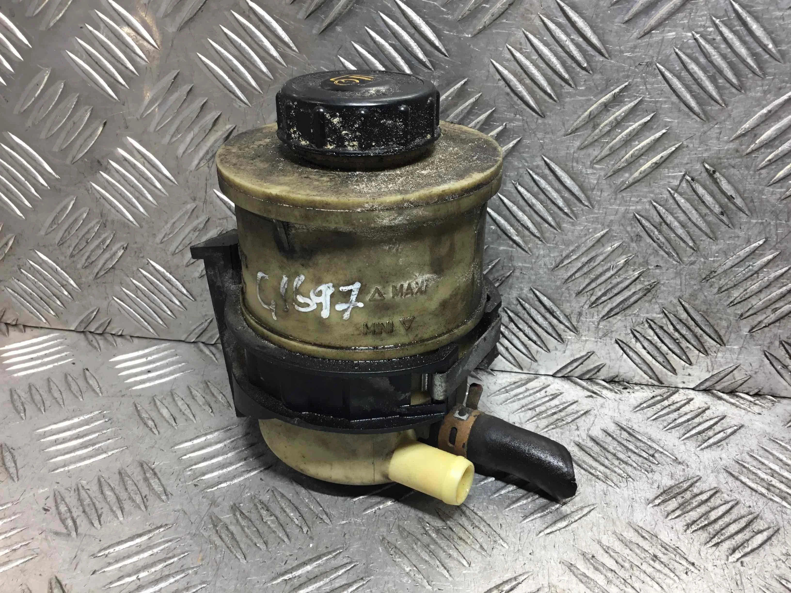 Бачок гидроусилителя Renault Scenic 1 поколение [рестайлинг] (1999-2003) бензин 1.6 i Механика Минивэн