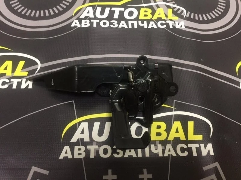 Замок капота Toyota Hilux (2015-2021) 2019 535100K380