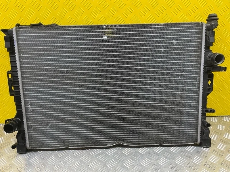 Радиатор (основной) Land Rover Range Rover Evoque I (2011-2018) 2015 LR006715 2.2 D