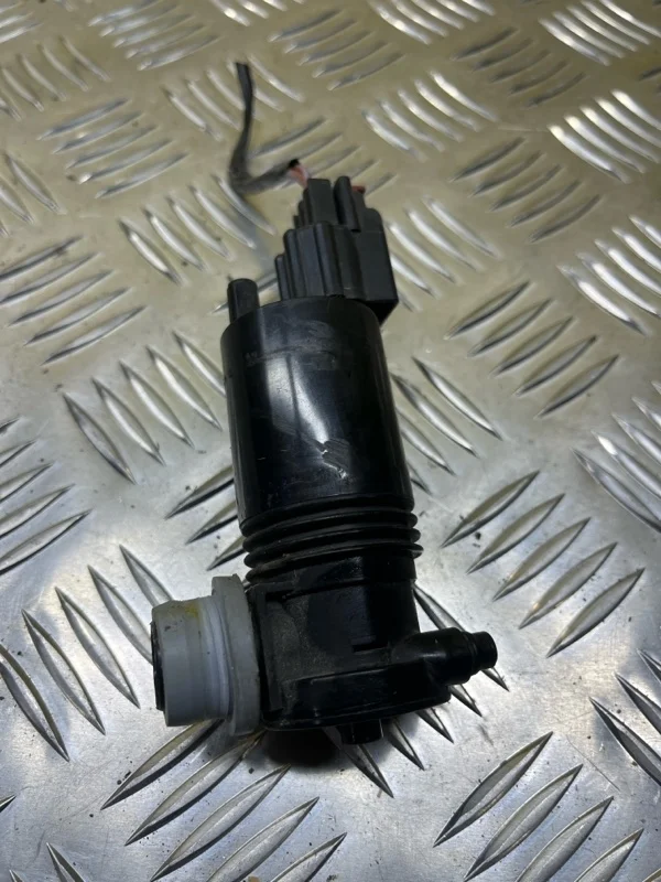 Моторчик омывателя Land Rover Range Rover Evoque I (2011-2018) 2015 LR013950 2.2 D