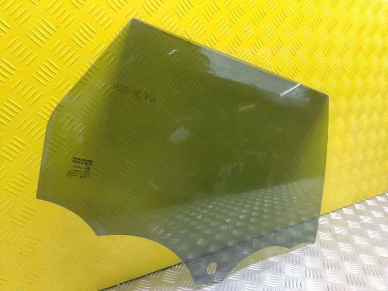 Стекло двери задней правой Land Rover Range Rover Evoque I (2011-2018) 2015 LR026712 2.2 D