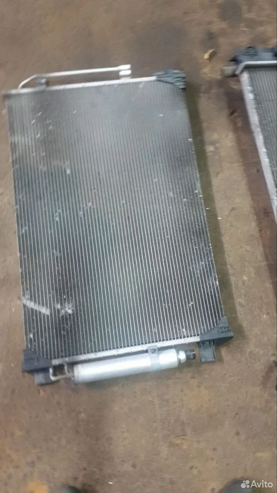 Радиатор кондиционера Ниссан Мурано Z51