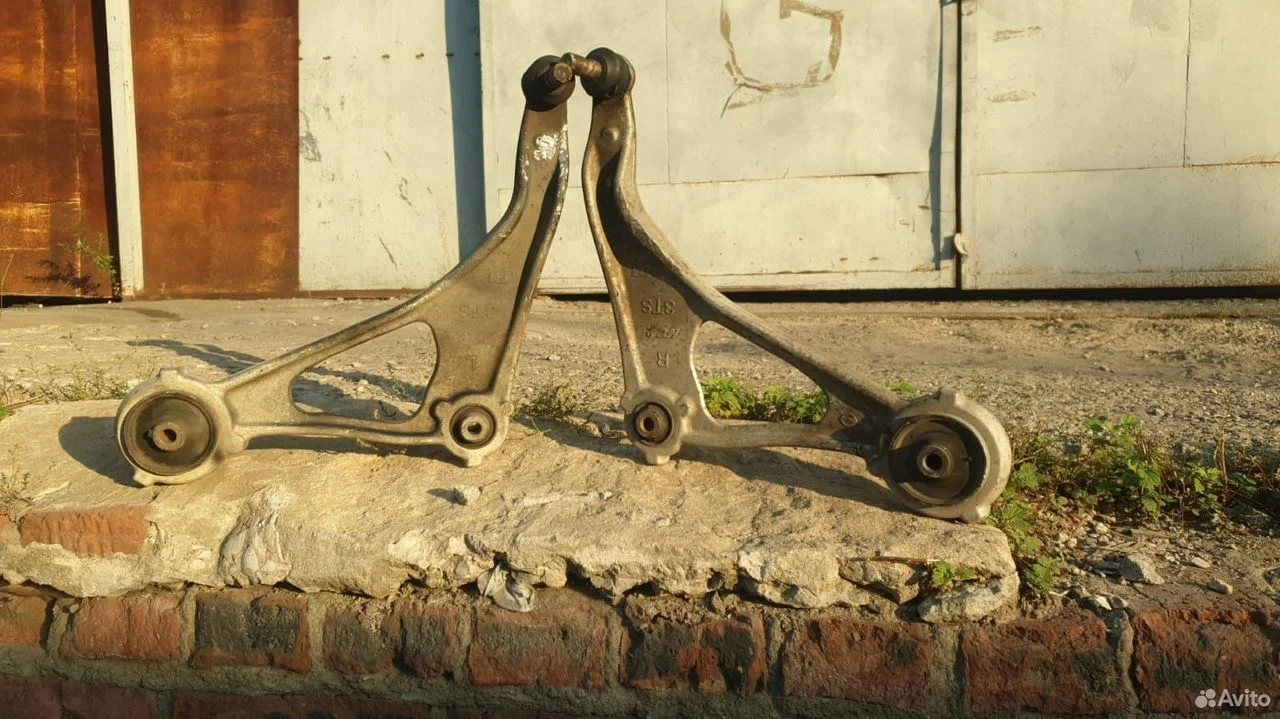 Рычаг передний Ниссан Теана L33