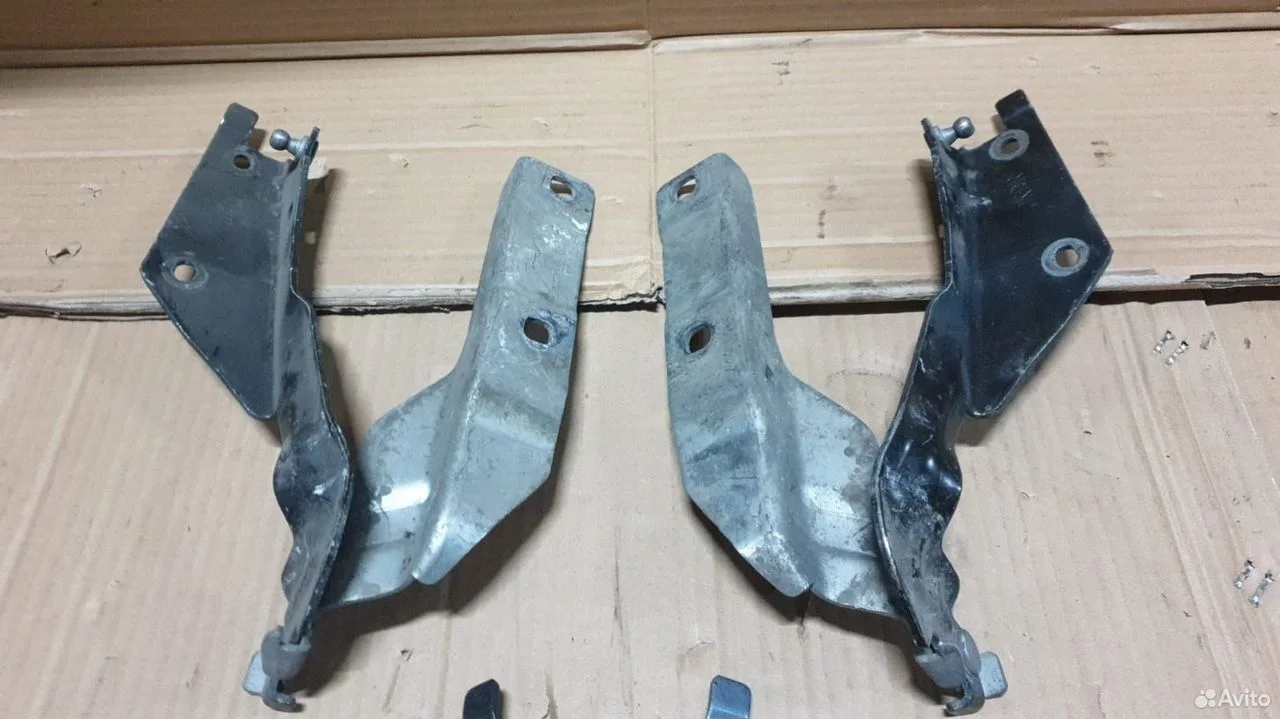 Петли капота инфинити g v36