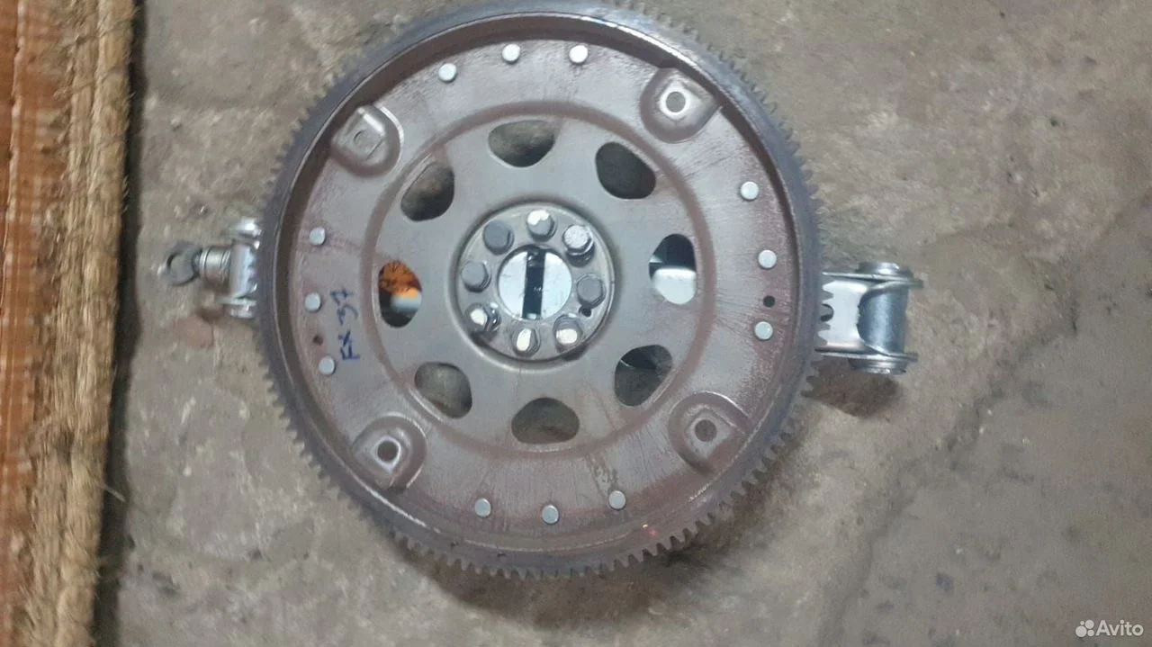 Маховик Инфинити QX70 FX37 S51