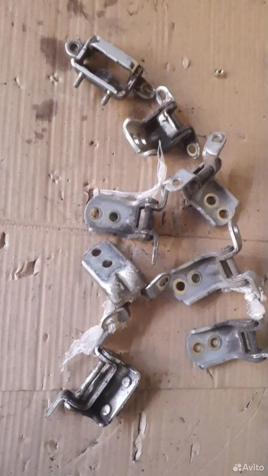 Петли двери Ниссан Теана J31