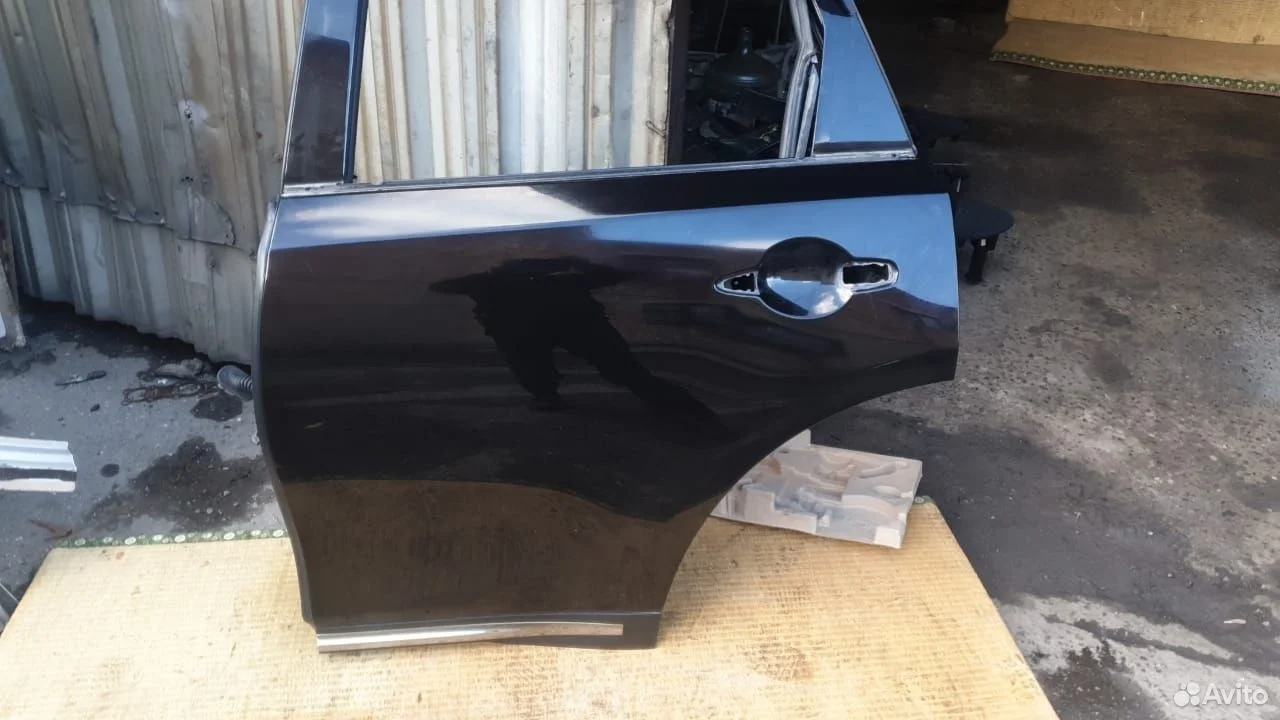 Дверь задняя левая Инфинити QX70 FX37 S51 FX50