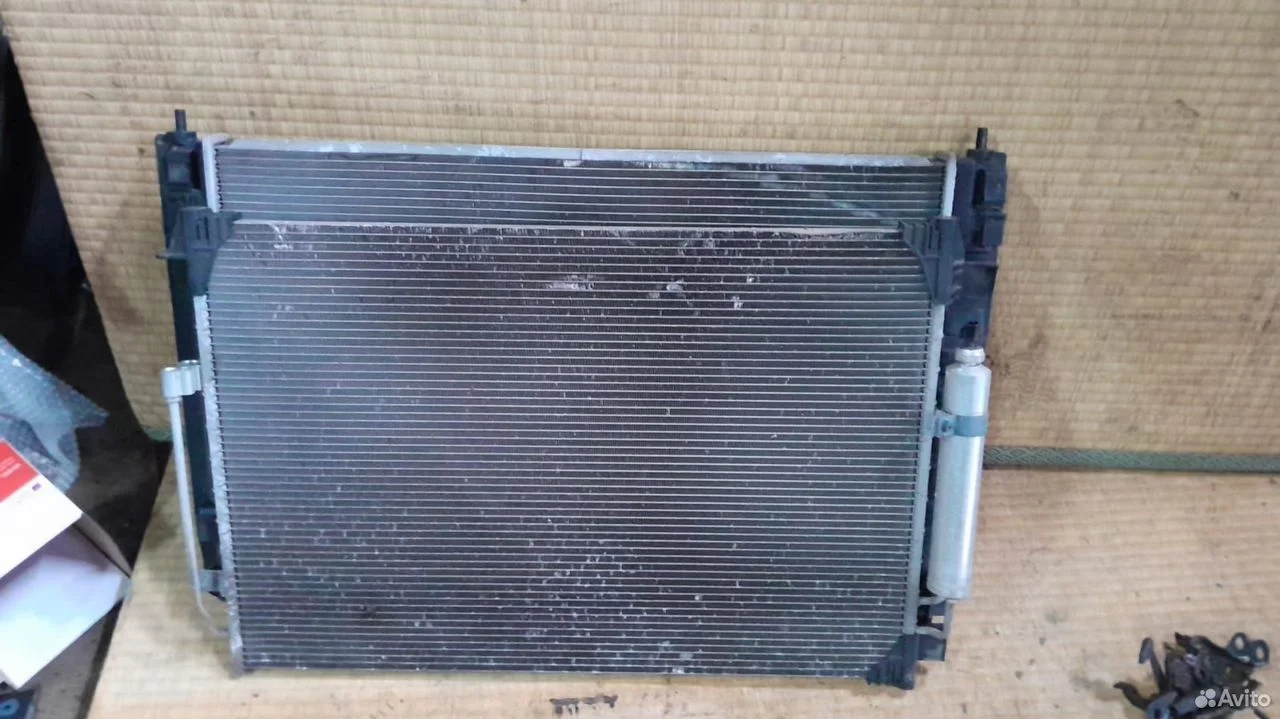 Радиатор кондиционера Ниссан Мурано Z51