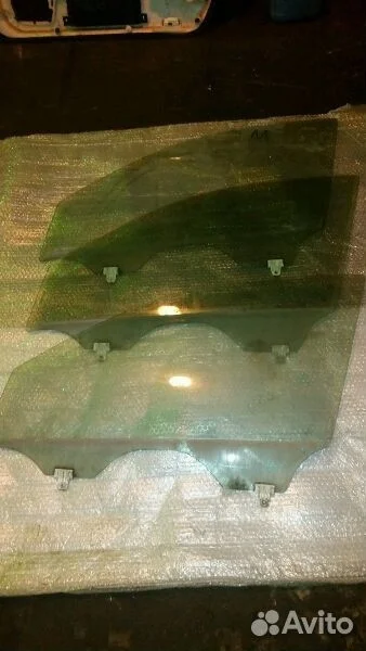 Стекло двери перед левое правое infiniti m 35 y50