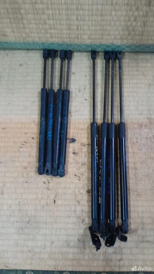 Амортизаторы капота Ниссан Мурано Z51