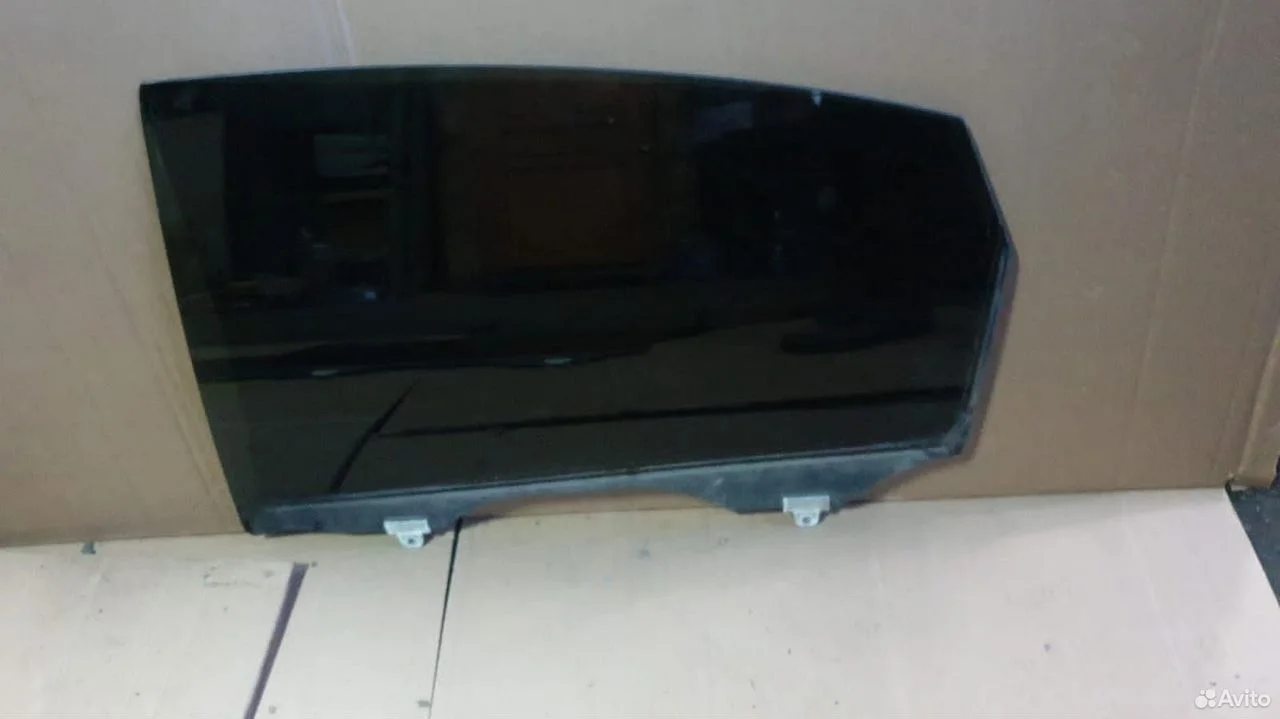 Стекло двери задние Инфинити QX70 FX37 S51