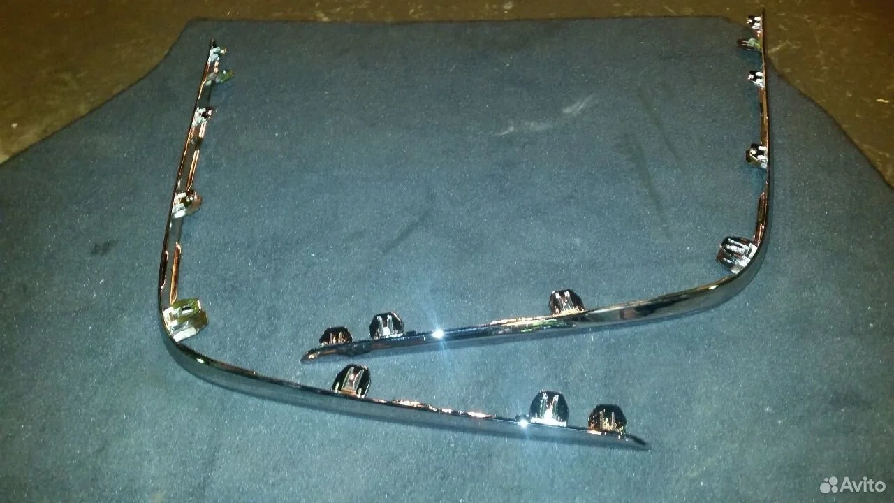 Молдинг заднего бампера оригинал Nissan Teana J32