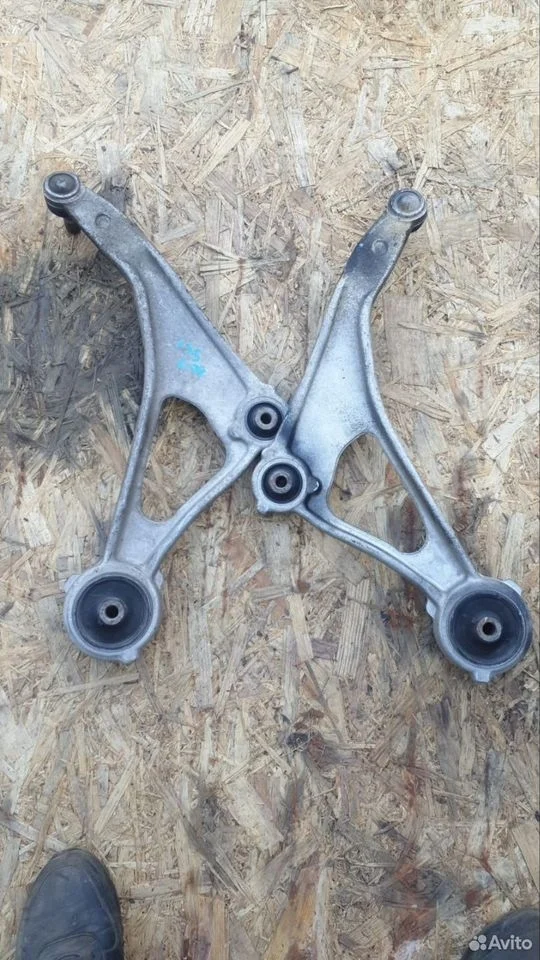 Рычаг передний Ниссан Теана L33