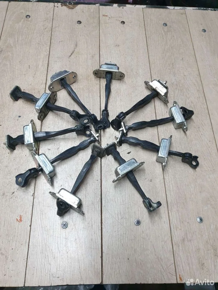 Фиксатор двери ограничитель ниссан теана 32 разбор