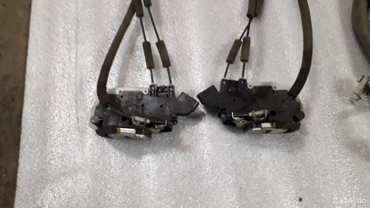 Замок двери ручка задний Nissan Murano Z51