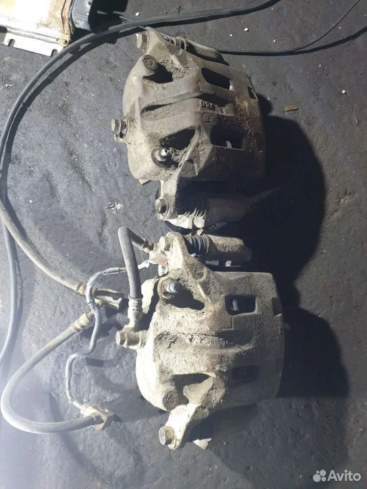 Суппорт передний инфинити м 35 разбор