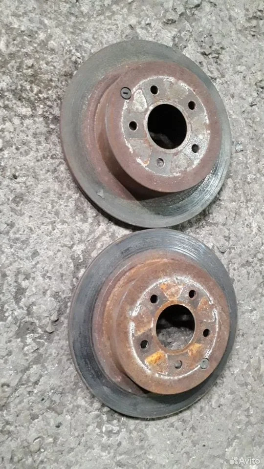 Диск тормозной задний Инфинити Fx35 FX45 S50