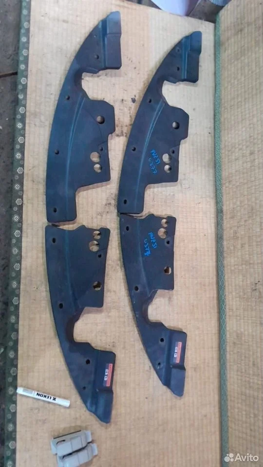 Накладка радиатора Ниссан Мурано Z51