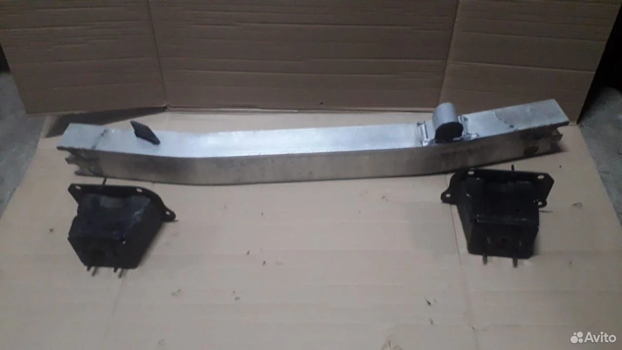 Усилитель бампера передний Ниссан Теана J32