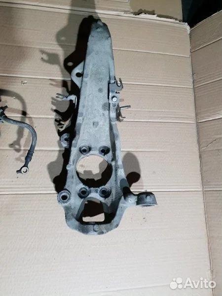 Кулак поворотный передний Infiniti G V36 разбор