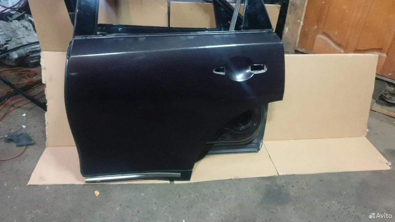Дверь задняя левая Инфинити QX70 FX35 S51