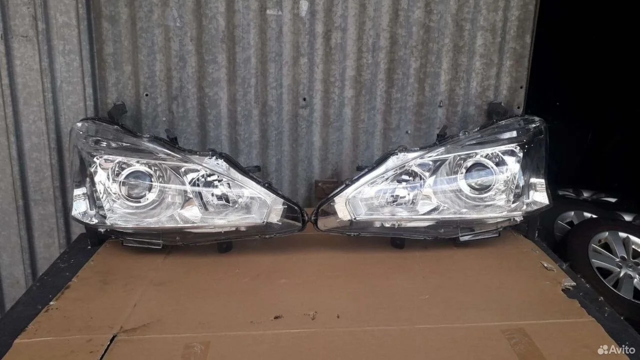 Фара ксенон оригинал ниссан теана l33