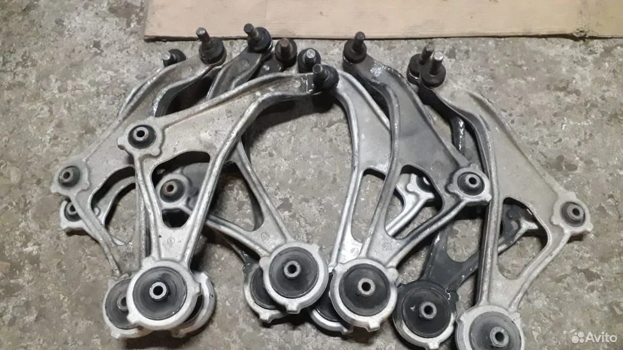 Рычаг передний левый правый Ниссан Теана L33