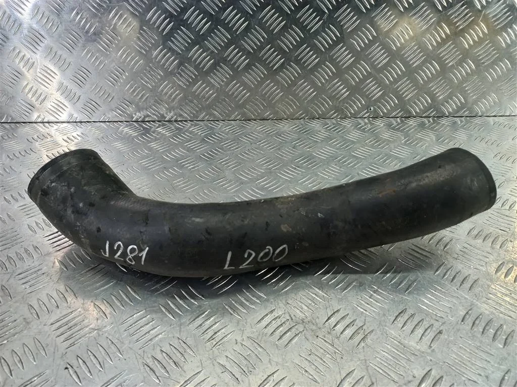 Патрубок интеркулера MITSUBISHI L200 IV (2006—201
