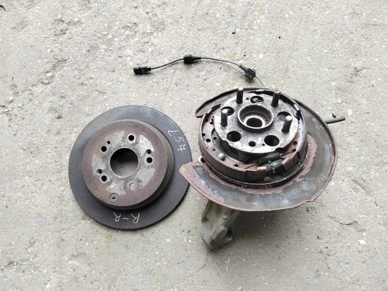 Кулак задней подвески Honda CR-V III 2008