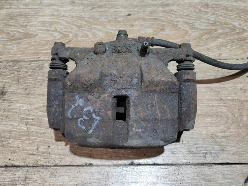 Суппорт Nissan QASHQAI VI 2008