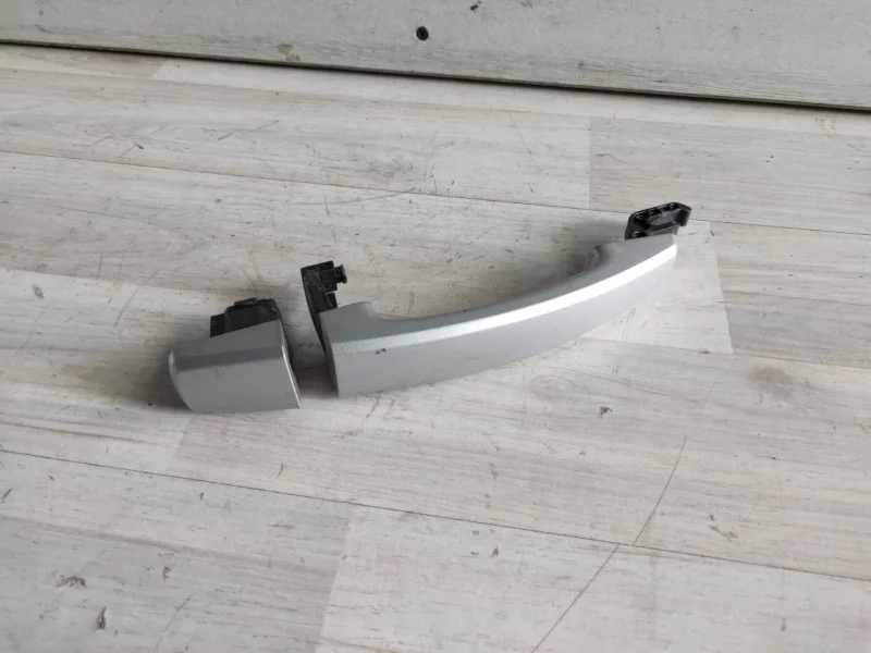 Ручка двери внешняя Opel Astra J 2010