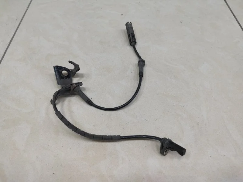 Датчик износа колодок BMW 1 E87 2006