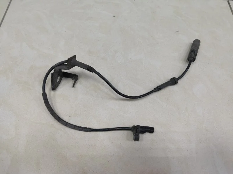 Датчик износа колодок BMW 1 E87 2006