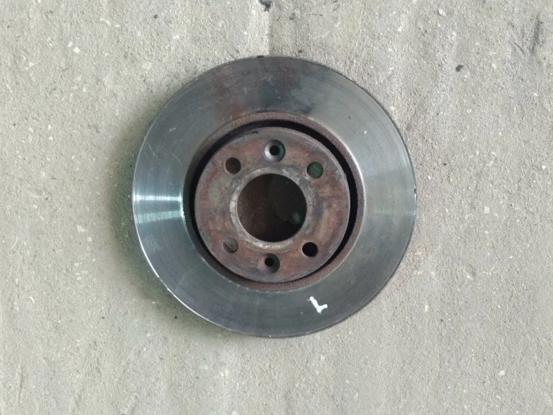 Тормозной диск Nissan Micra K12 2009