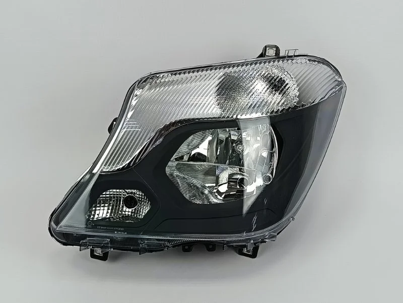 Фара Mercedes-Benz Sprinter W906