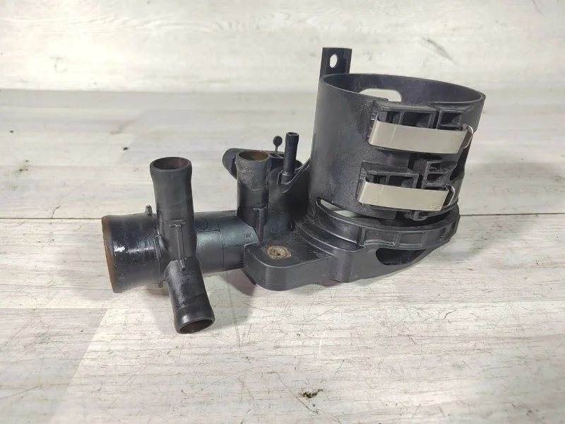 Корпус топливного фильтра Mercedes-Benz Sprinter W906