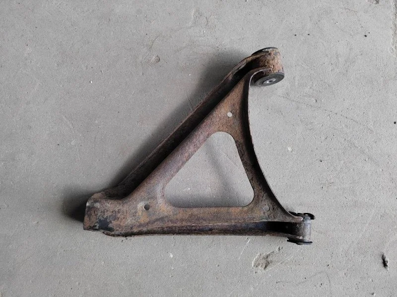 Рычаг подвески Volkswagen Touareg 2005 7L