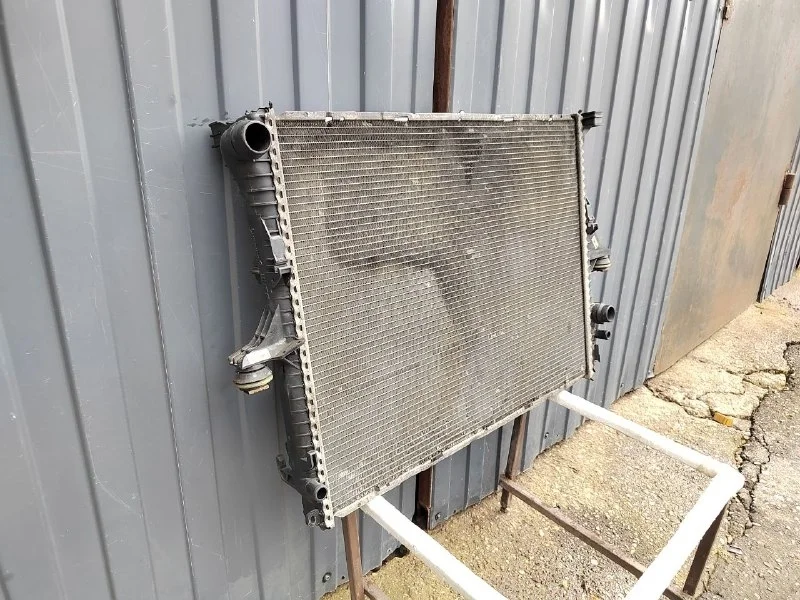 Радиатор двс Volkswagen Touareg 2005 7L