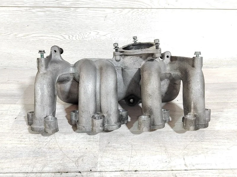 Коллектор впускной Volkswagen Touareg 2005 7L