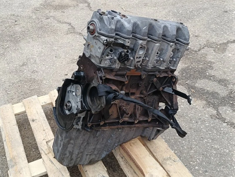 Двигатель без навесного Volkswagen Crafter