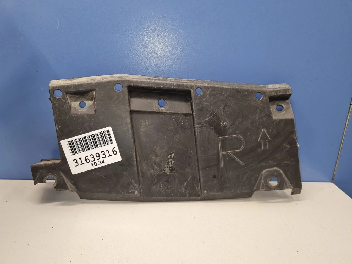 Защита антигравийная для Toyota RAV 4 2013-2019