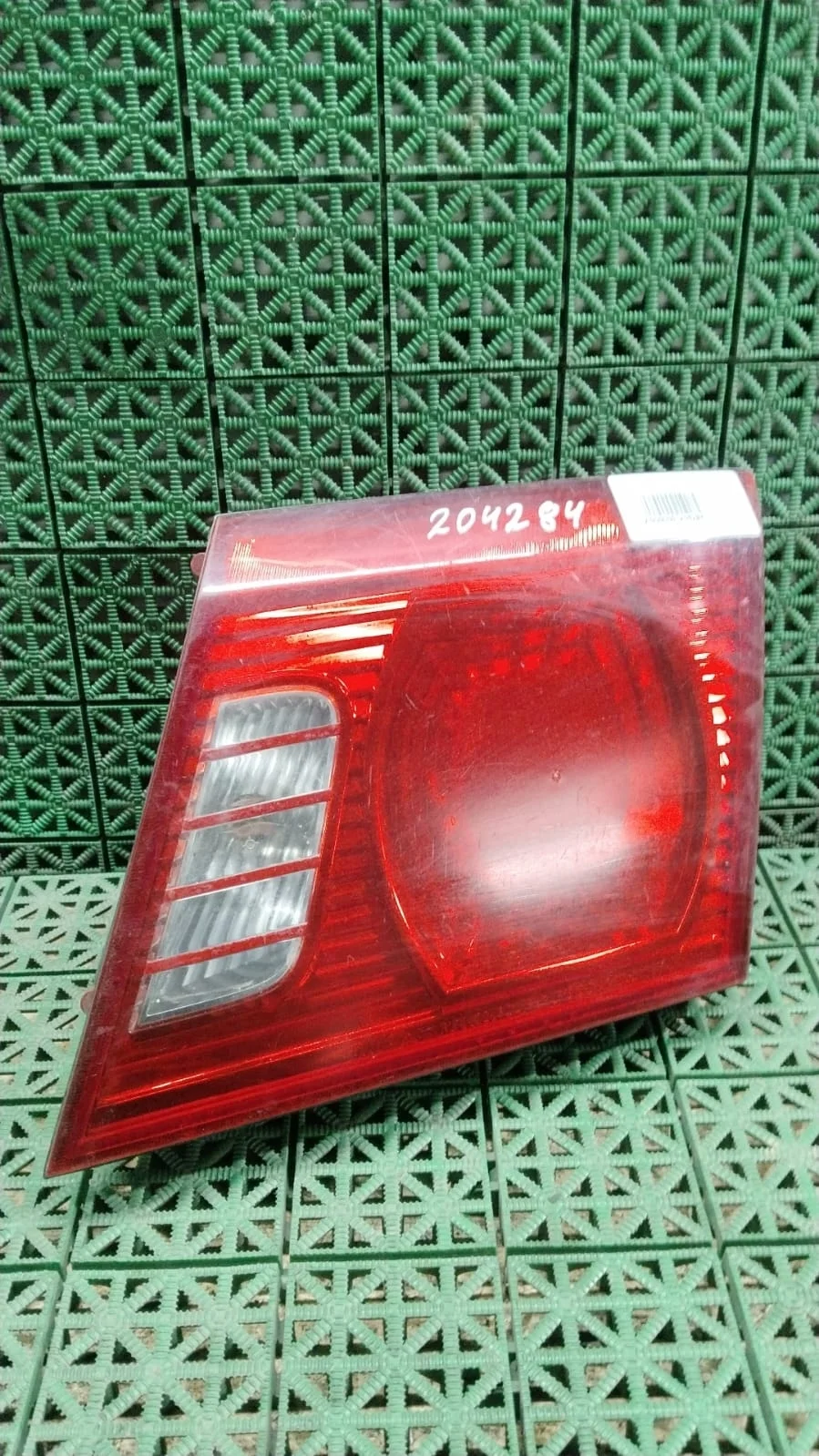 Фонарь KIA MAGENTIS 2 2000- правый б/у