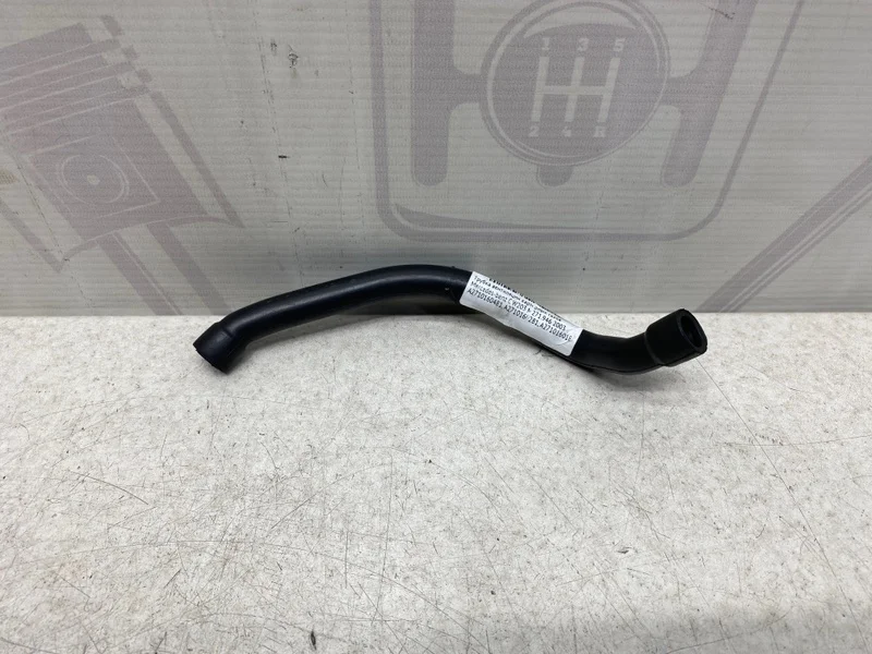 Трубка вентиляции картерных газов Mercedes-benz 2003 W203