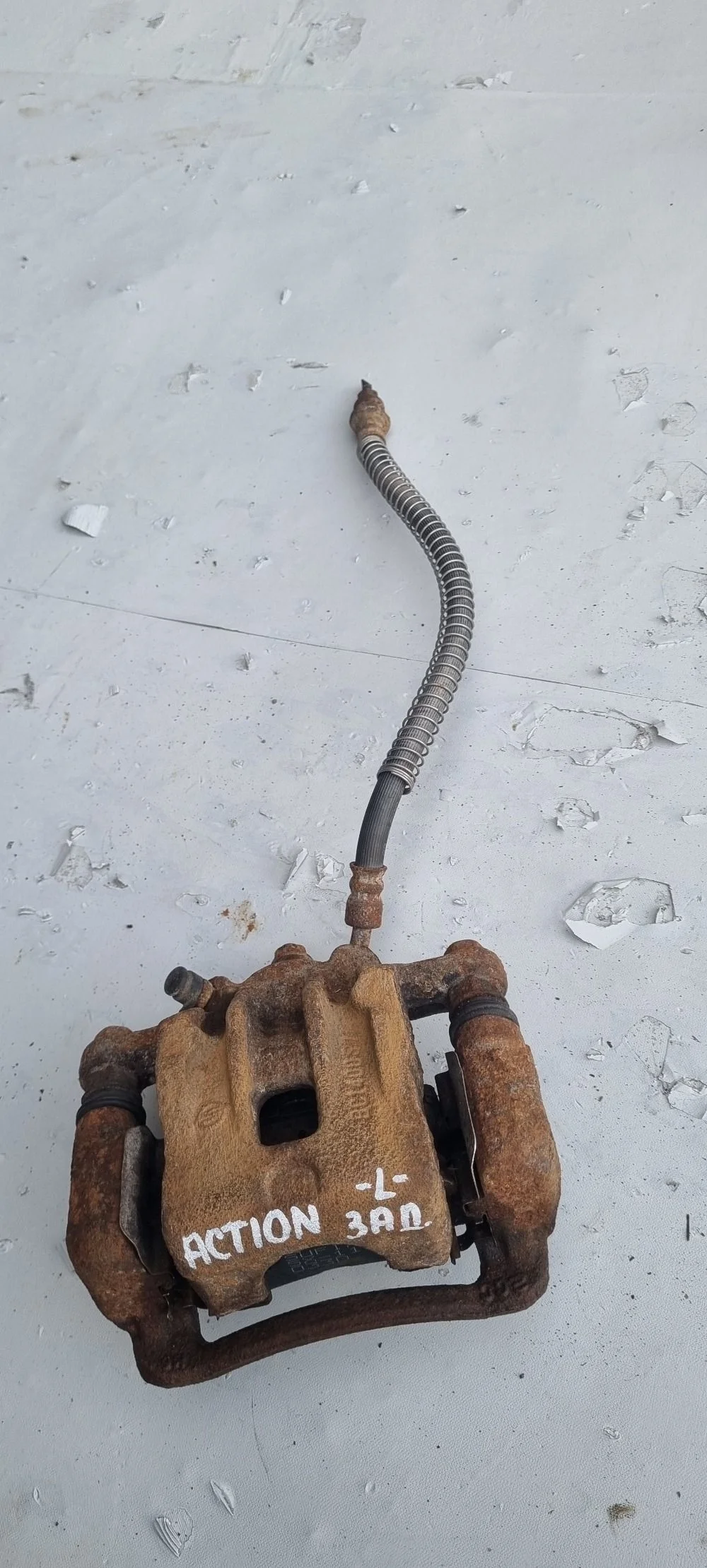 Суппорт задний левый Ssang Yong Actyon II