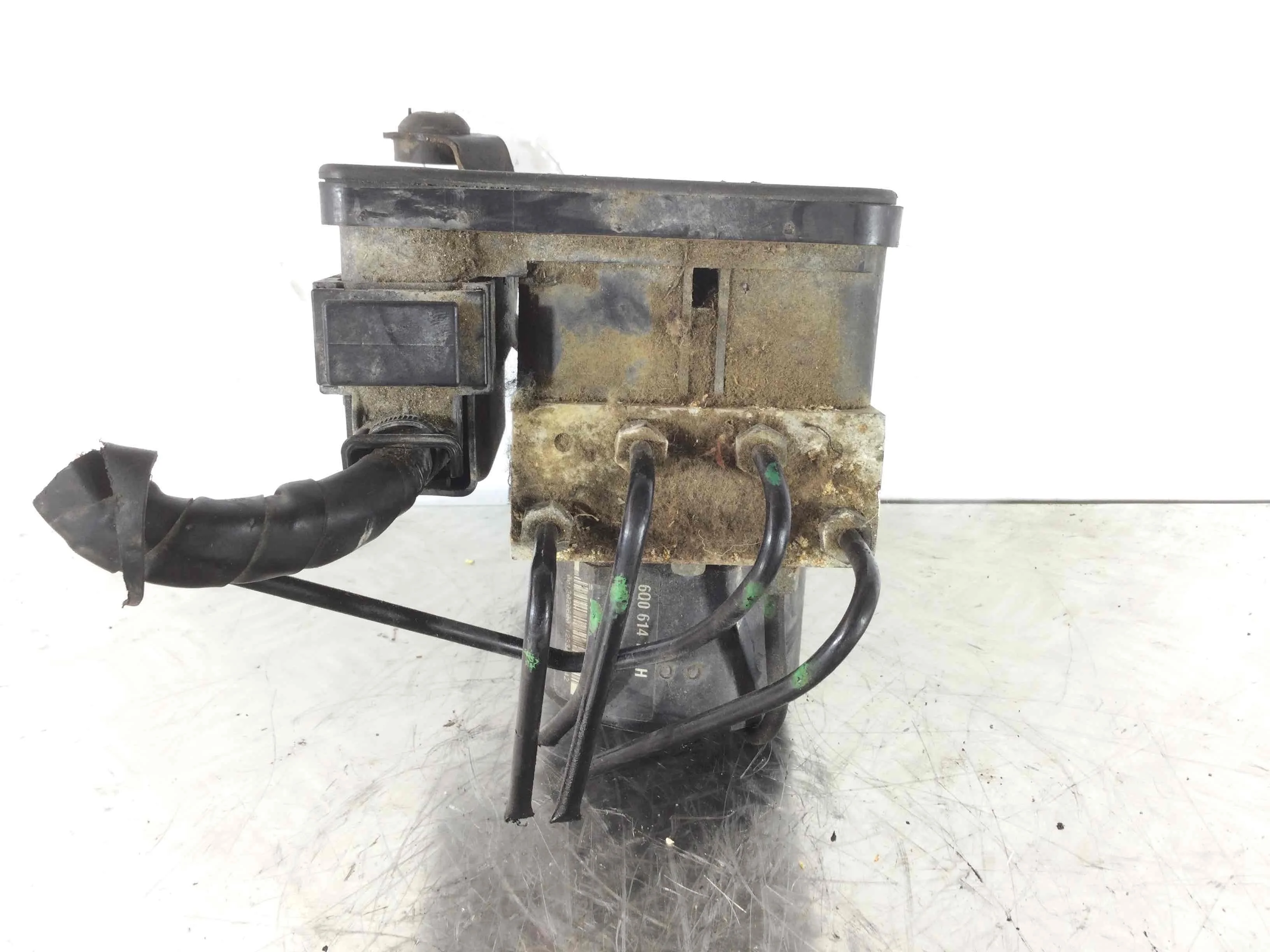 Блок ABS Volkswagen Polo 4 поколение (2001-2005) бензин 1.2 i Механика Х/б